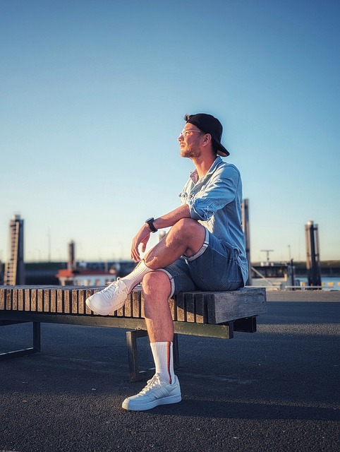 不仅如此 不仅如此